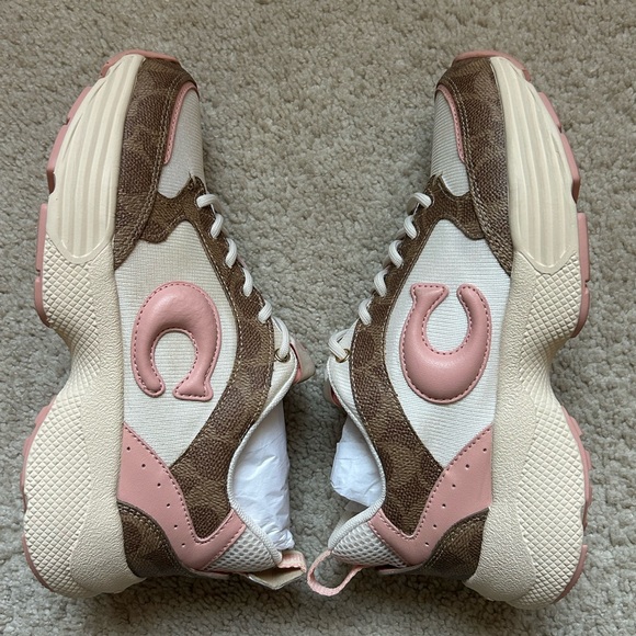 💜SOLD💜Coach Strider Sneaker In Signature Canvas Khaki/Light Pink Size 6B - Picture 5 of 13